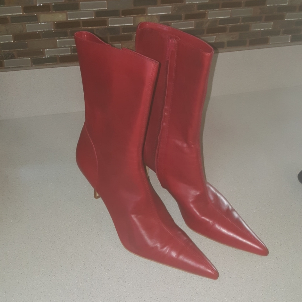 STEVE MADDEN RED BOOTS